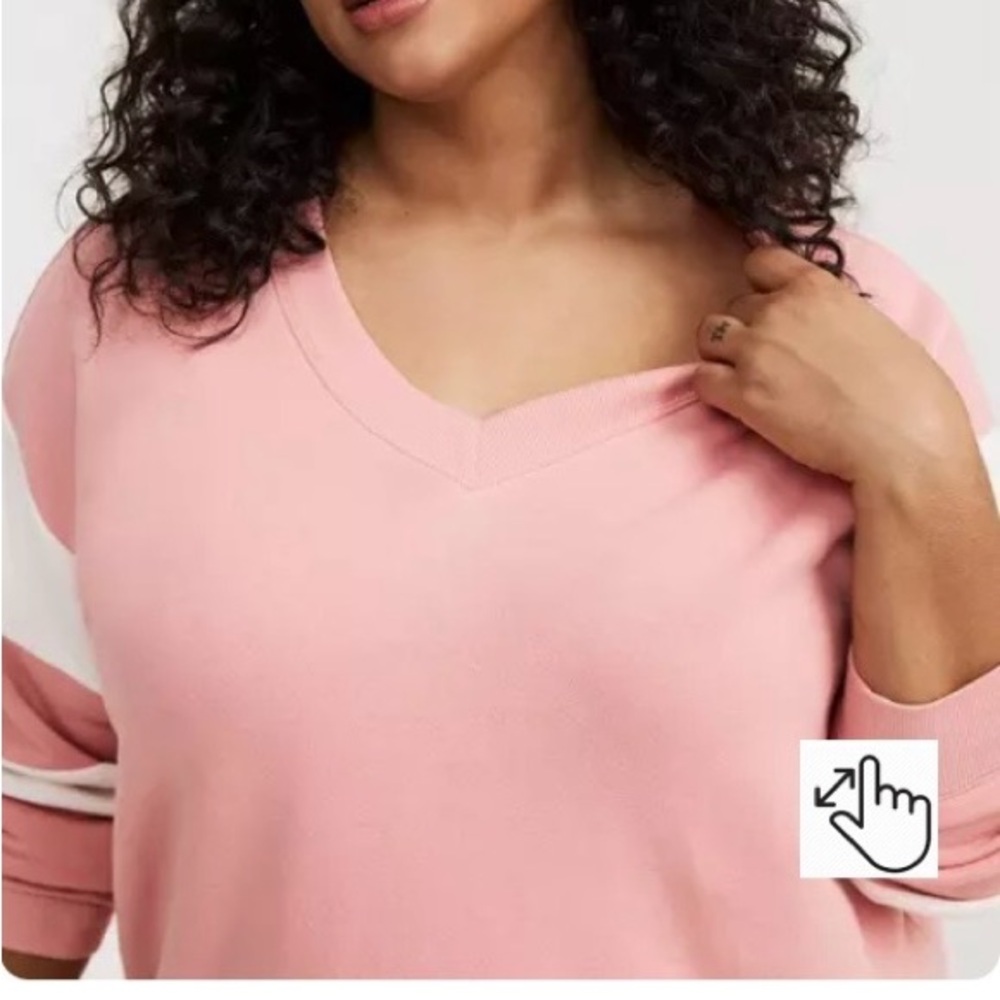 NWT Torrid Blush Oversized V-Neck Sweatshirt, Perfect for Leggings! - Picture 4 of 11